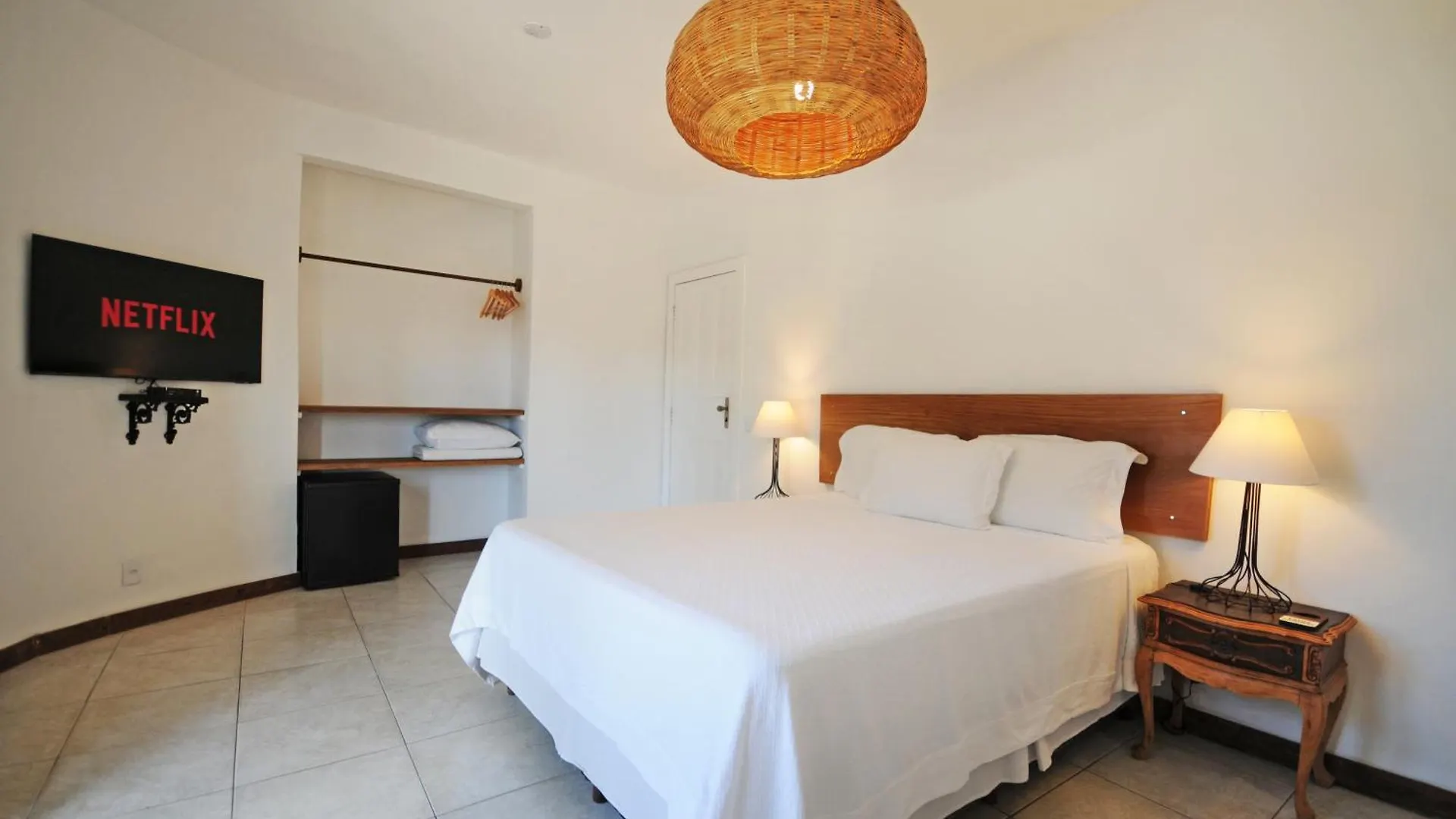 Villa Santa Fe 2*, Armacao dos Buzios Brazil